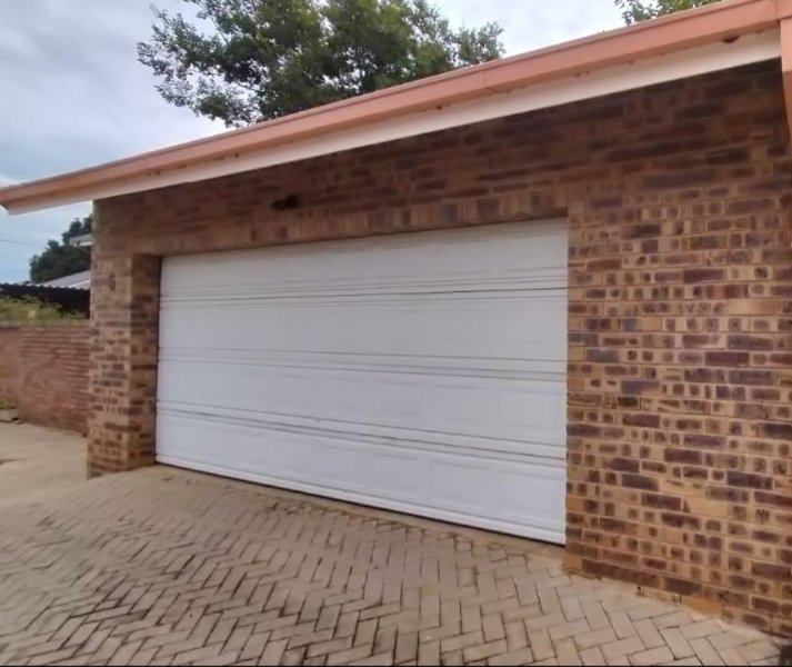 4 Bedroom Property for Sale in Flamwood North West